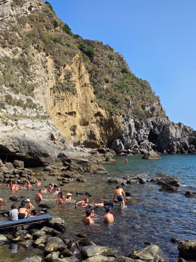 Baia di Sorgeto, Ischia