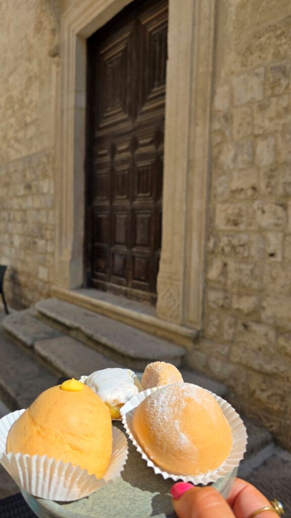 Monache delle tette dessert